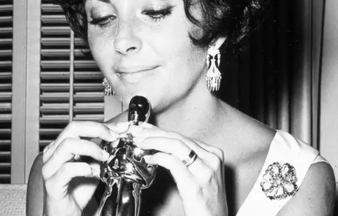 Elizabeth Taylor: cealaltă Elisabetă a Angliei