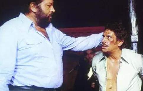 Piedone la Honk Kong