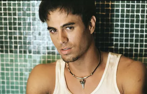 Enrique Iglesias cântă din nou la Bucureşti