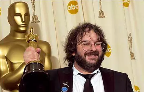 Filmele „The Hobbit” ar putea deveni o trilogie