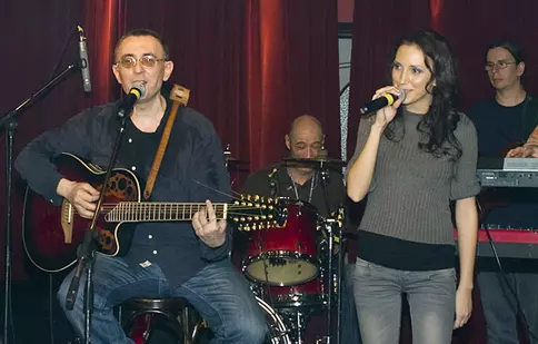 Trupa Taxi a lansat o piesă adresată poporului american: “Dear Americans”