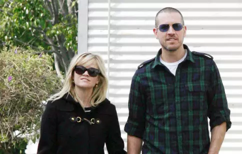 Reese Witherspoon şi soţul ei au fost arestaţi cu scandal