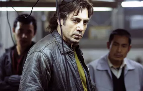 Bardem face un rol “knock-out” în “Biutiful”