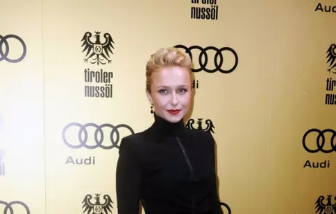 Hayden Panettiere se tratează de depresie post-partum