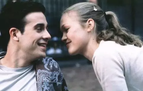 Îndrăgostiţi ca la 16 ani