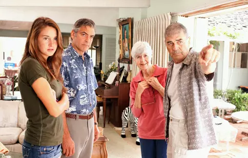 George Clooney face un rol demn de Oscar în “Descendenţii”