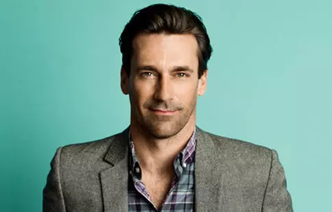 Jon Hamm se rade de trei ori pe zi la filmările serialului „Mad Men”