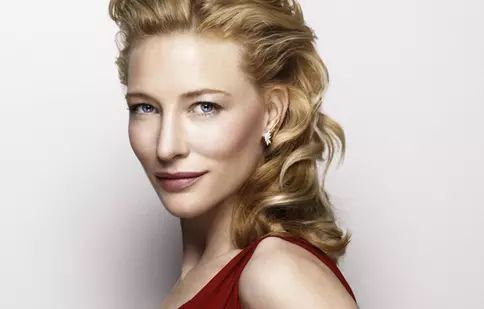 Cate Blanchett negociază cu Marvel