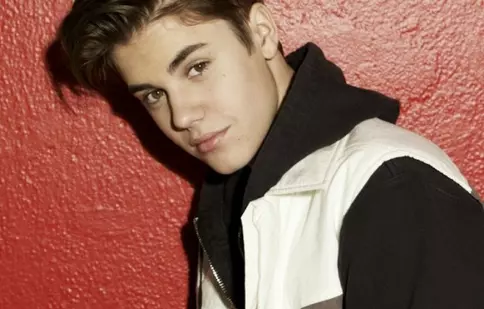 Justin Bieber: „Încă îmi ascult părinţii”