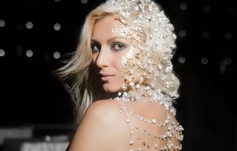 Lora, ameninţată pe platoul „Te cunosc de undeva!”