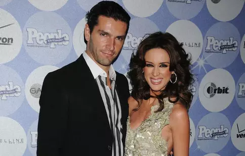 Jacqueline Bracamontes şi soţul ei, nedespărţiţi de fiica lor 