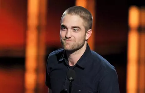 Robert Pattinson va fi Lawrence al Arabiei într-un nou film