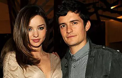 Miranda Kerr neagă despărţirea de Orlando Bloom