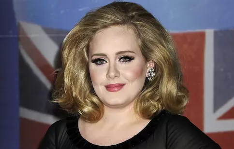Adele valorează peste 17 milioane de euro