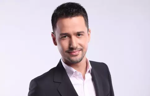 Alexandru Constantin a lovit maşina vecinului