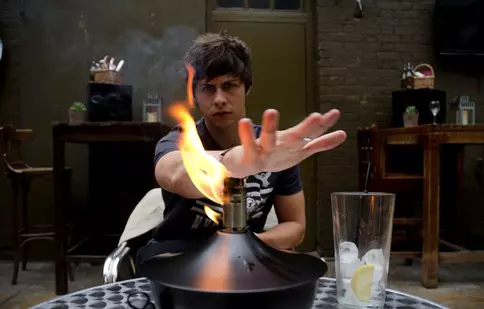 Magicianul Ben Hanlin vine în România la invitaţia Discovery