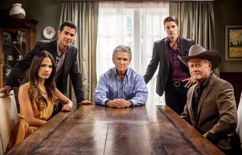 Cum a afectat moartea lui Larry Hagman „Dallas”-ul