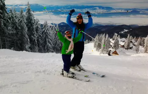 Corespondenţii Ştirilor Pro TV de la "România, te iubesc!"... iubesc schiul