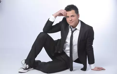 Cove intră în "terenul" de rugby după 23 de ani, la "Drept la ţintă"