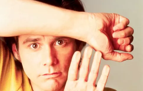 Jim Carrey trece printr-o criză emoţională