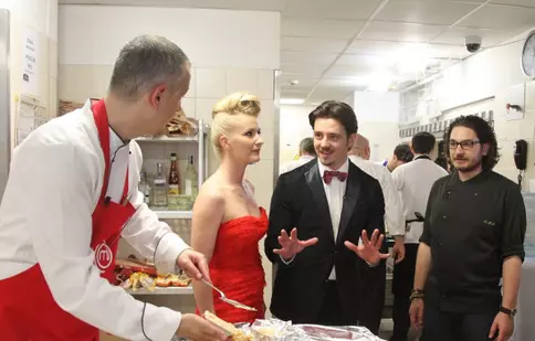 "MasterChef" te invită la botezul fetiţei lui Mihai Petre