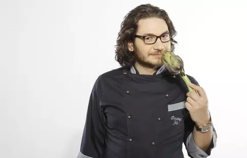Chef Dumitrescu e mai exigent cu el însuși decât cu concurenții ”MasterChef” 