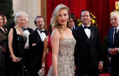 Cameron Diaz a primit inelul de logodnă 