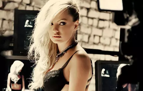 Alexandra Stan are piesa nouă, “All my people”