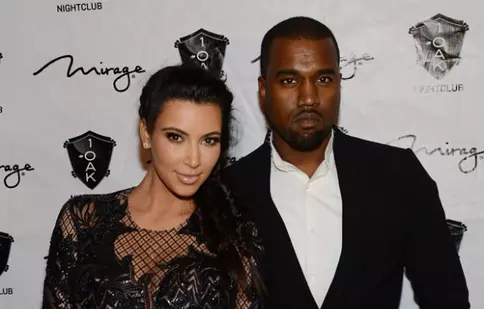 Kim Kardashian și Kanye West au devenit părinţi