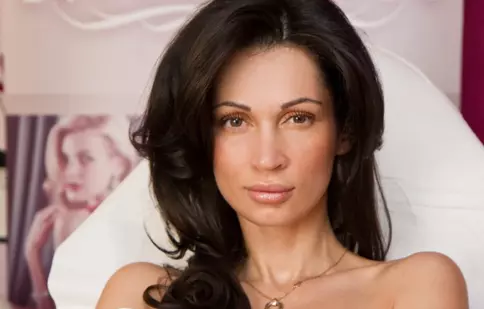 Nicoleta Luciu pleacă în vacanţă în Croaţia