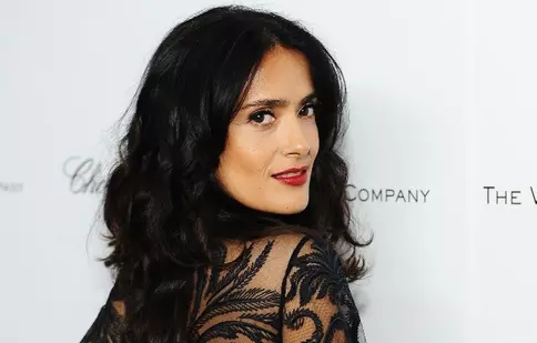 Salma Hayek se mută la Londra