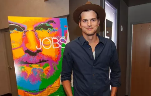 Ashton Kutcher a pus ochii pe 10 milioane de dolari