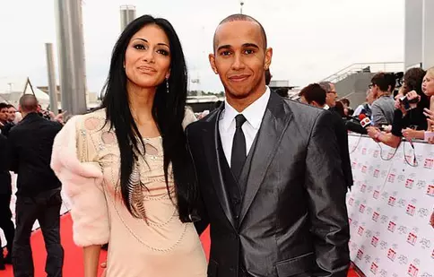 Nicole Scherzinger îl vrea înapoi pe Lewis Hamilton
