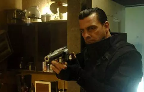 Justiţiarul: Zona de război