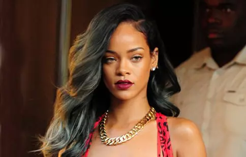 Rihanna: „Nu încerc să fiu rebelă”