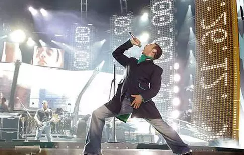 Robbie Williams s-a plictisit de muzică