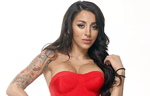 Ruby, la un pas să fie cina unor lei, la O vară tra-la-la