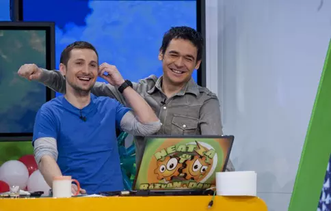 Răzvan Simion şi Dani Oţil fac pe supereroii de 4 iulie