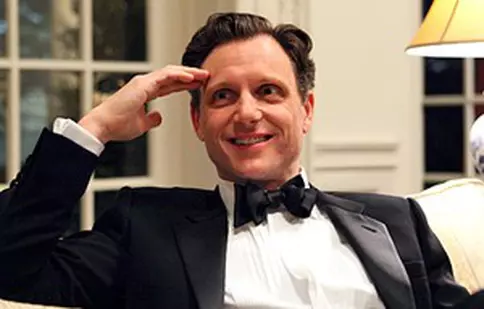 Tony Goldwyn promite un început şocant pentru sezonul 3 din „Scandal”