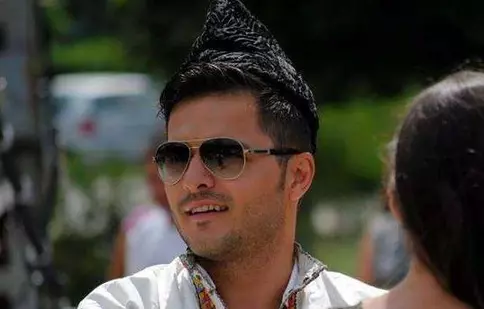 “Autobuzul lui Vârciu” îşi schimbă ziua de difuzare