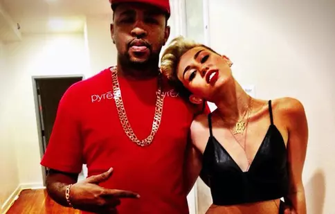 Miley Cyrus are o relaţie cu producătorul Mike WiLL Made It