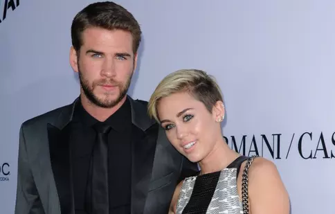 Miley Cyrus s-a cuminţit de dragul lui Liam Hemsworth