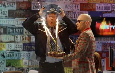 Daniel Buzdugan, aniversare-surpriză pe platourile de filmare de la "IComedy"