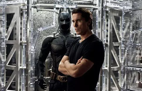 Cavalerul negru: Legenda renaşte