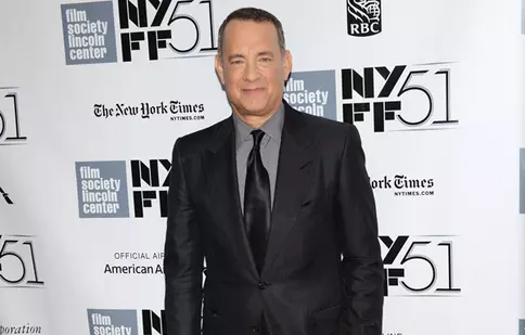 Tom Hanks nu este motivat de bani