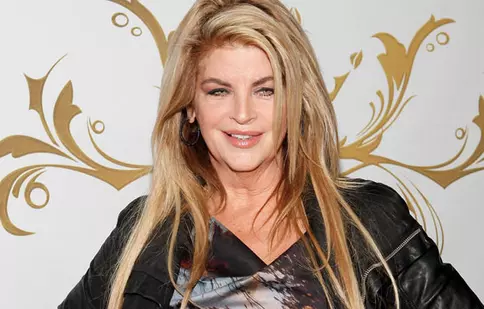 Kirstie Alley se întoarce pe micile ecrane într-un serial nou