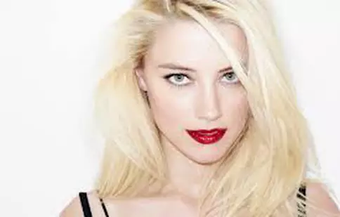 Amber Heard o adoră pe Demi Moore