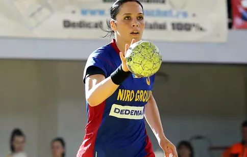 Naţionala feminină de handbal înfruntă diseară Australia