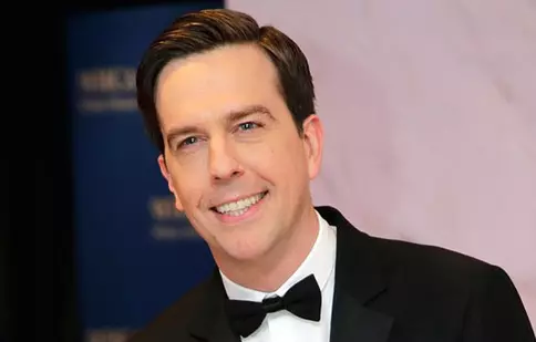 Noul Leslie Nielsen din remake-ul la „The Naked Gun”: Ed Helms 