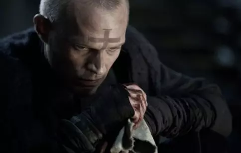 Priest: Răzbunătorul